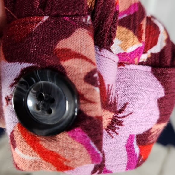 Simply Styled Wine Color Floral Print Surplice Neck Long Sleeve Top Size Medium - Picture 6 of 11